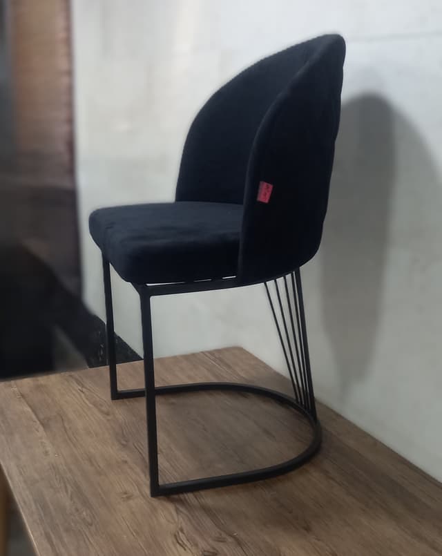 صندلی اپن نگین پایه بلند وارلی