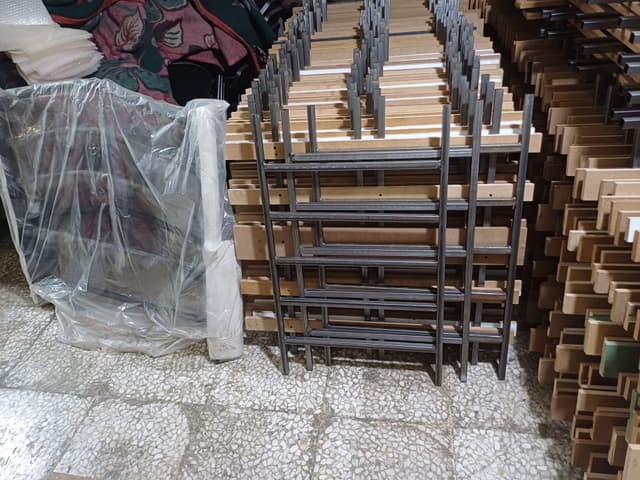 کفی تختخواب تکنفره چوب و فلز