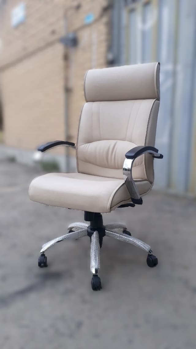 صندلی اداری پدیده